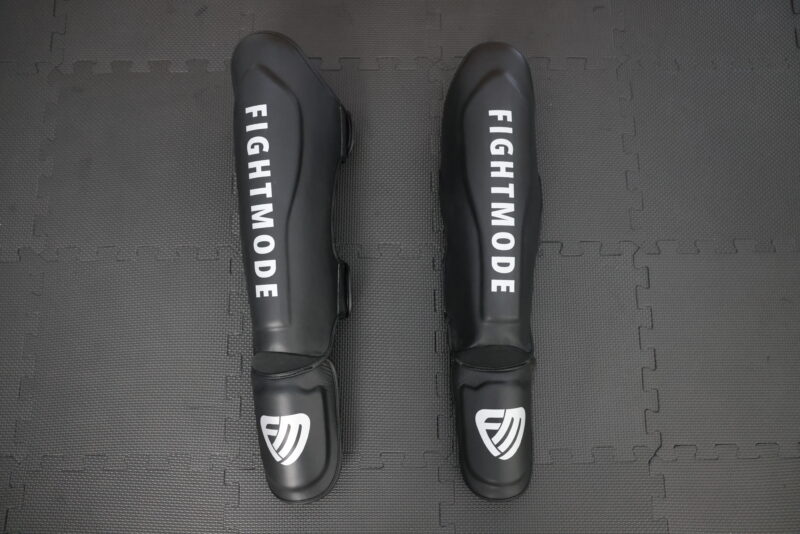 Fightmode Silver Shinguard-Rindsleder